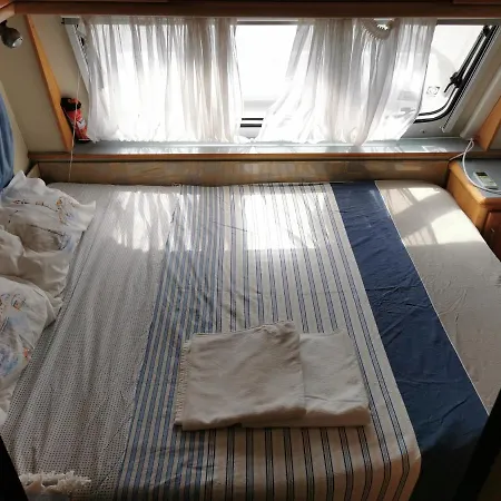 Sea Caravan/camper On The Kiten (Burgas)