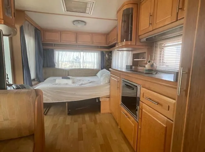 Sea Caravan/camper On The Kiten (Burgas)