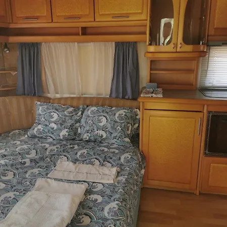 Sea Caravan/camper On The *