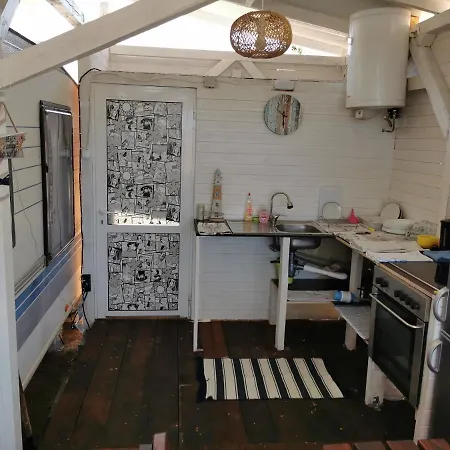 Sea Caravan/camper On The * Китен