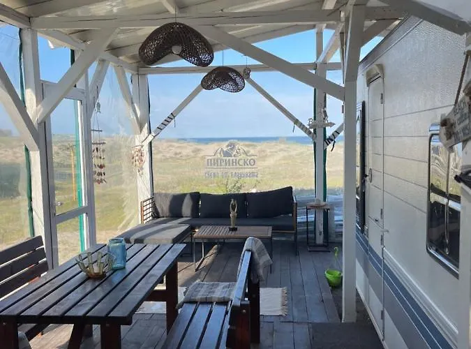 Camping Sea Caravan/camper On The *